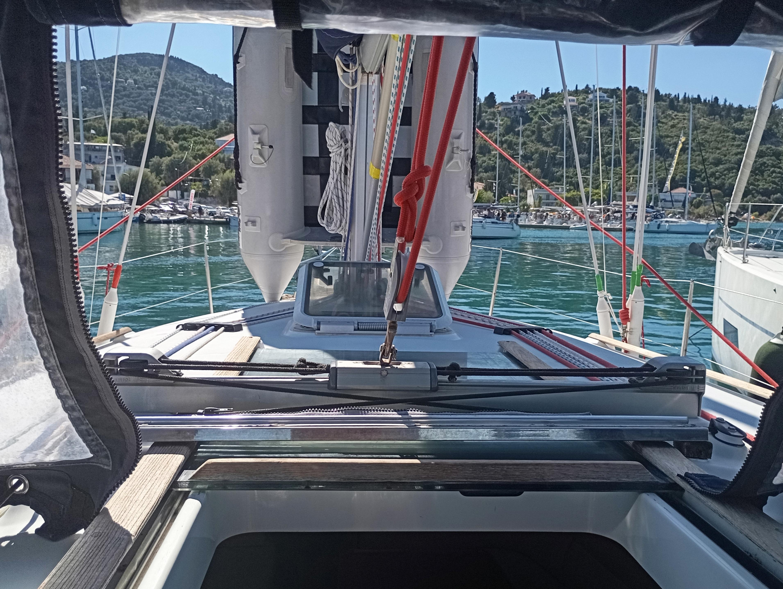 Sun Odyssey 37 — photo 10