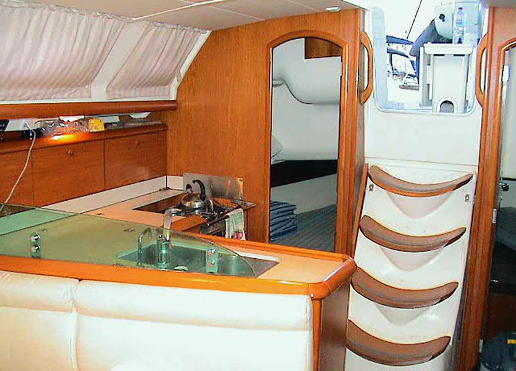 Sun Odyssey 37 — photo 5