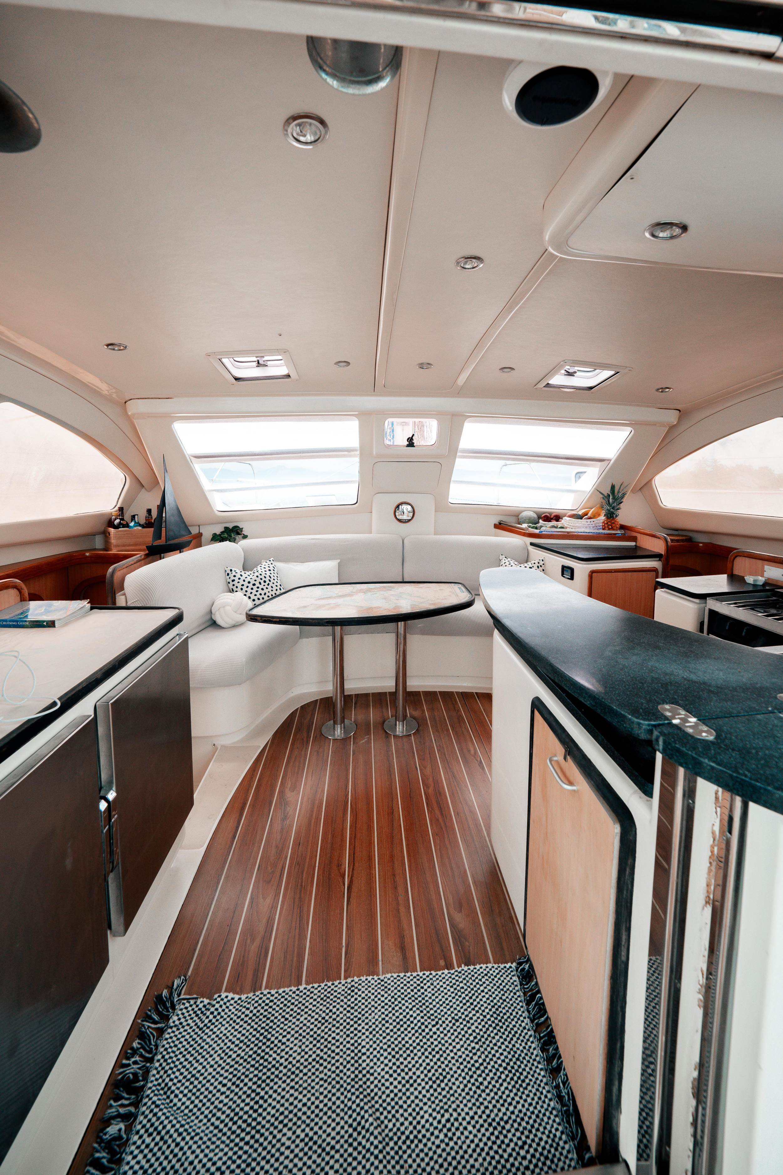 Leopard 40 — photo 14