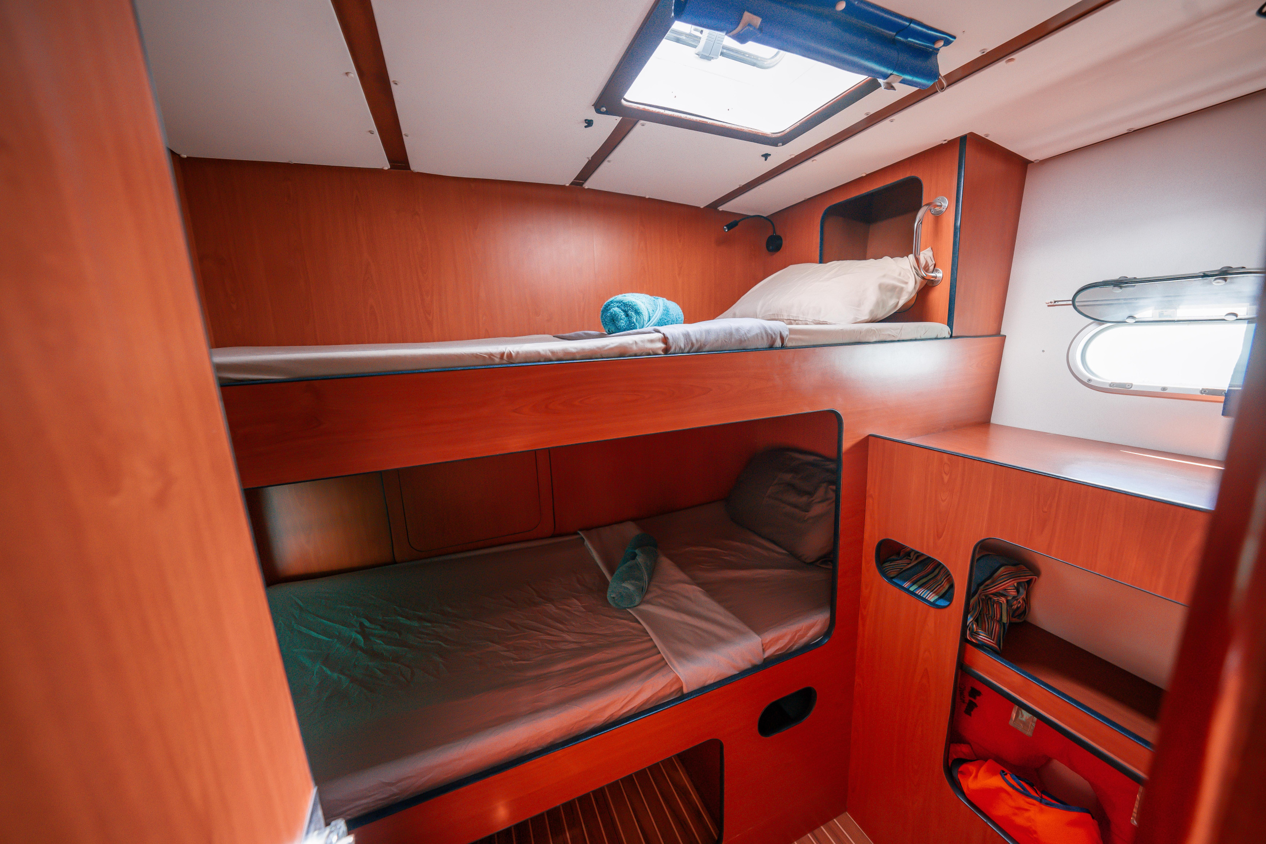 Lagoon Switch 570 — photo 29