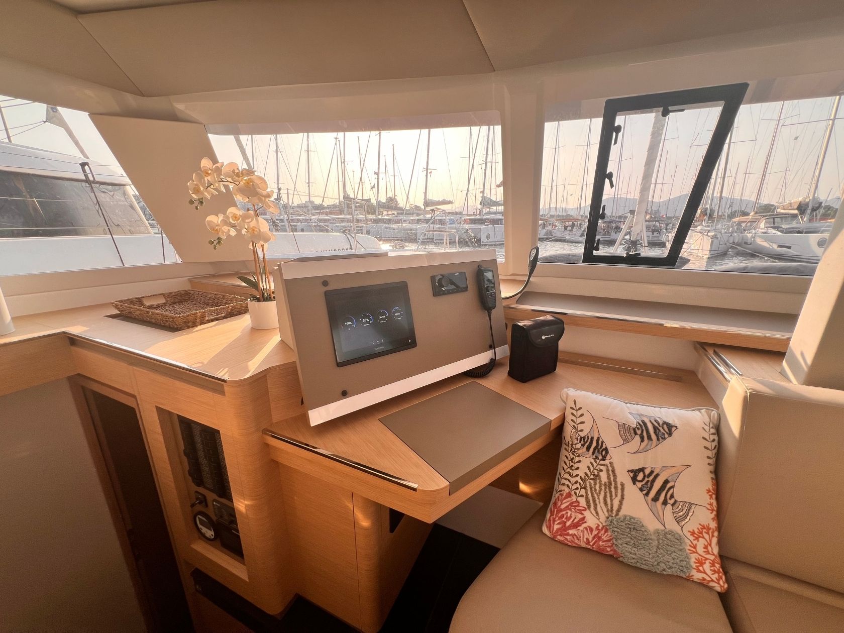 Fountaine Pajot Astrea 42 — photo 2
