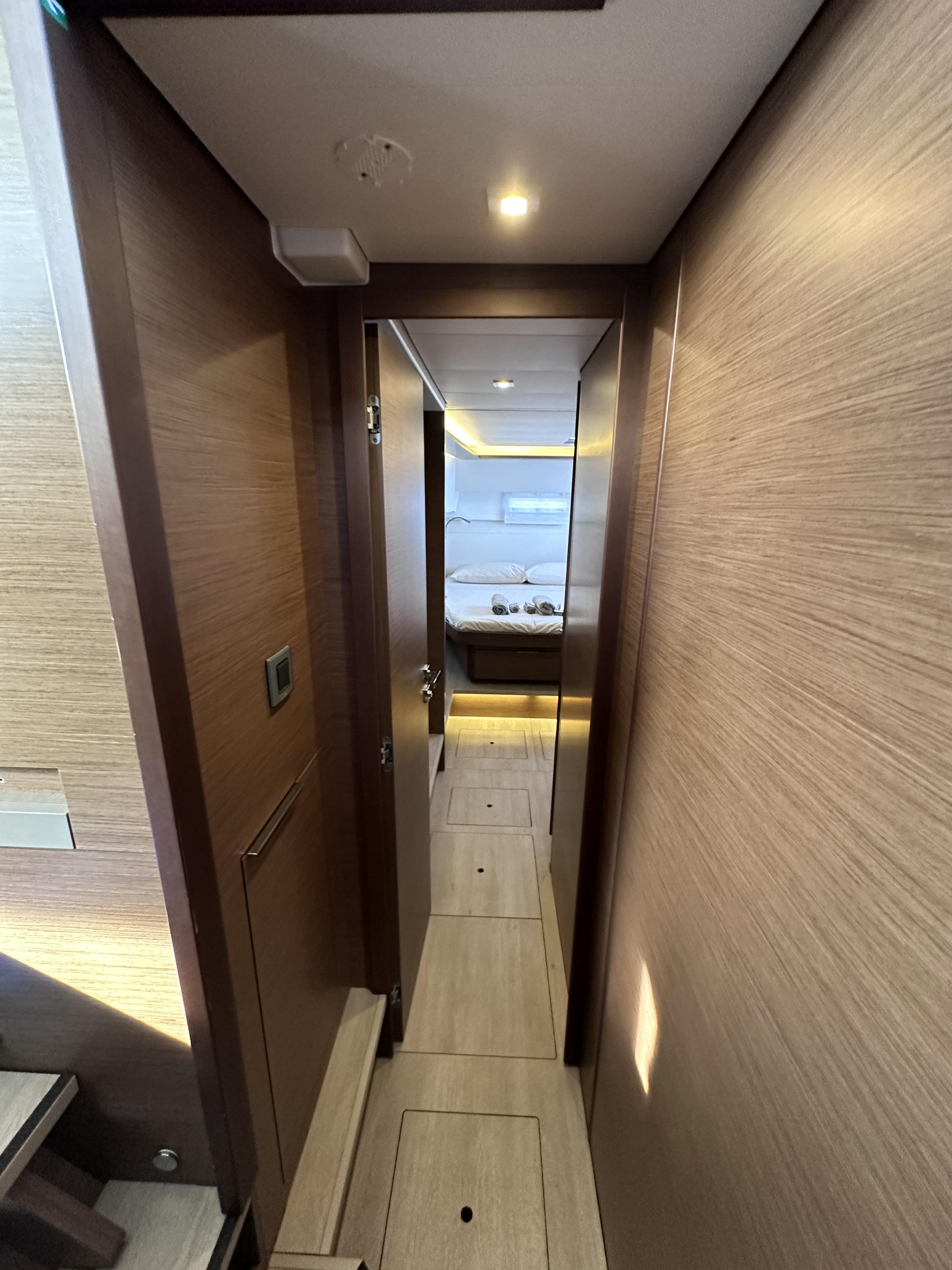 Lagoon 46 — photo 135