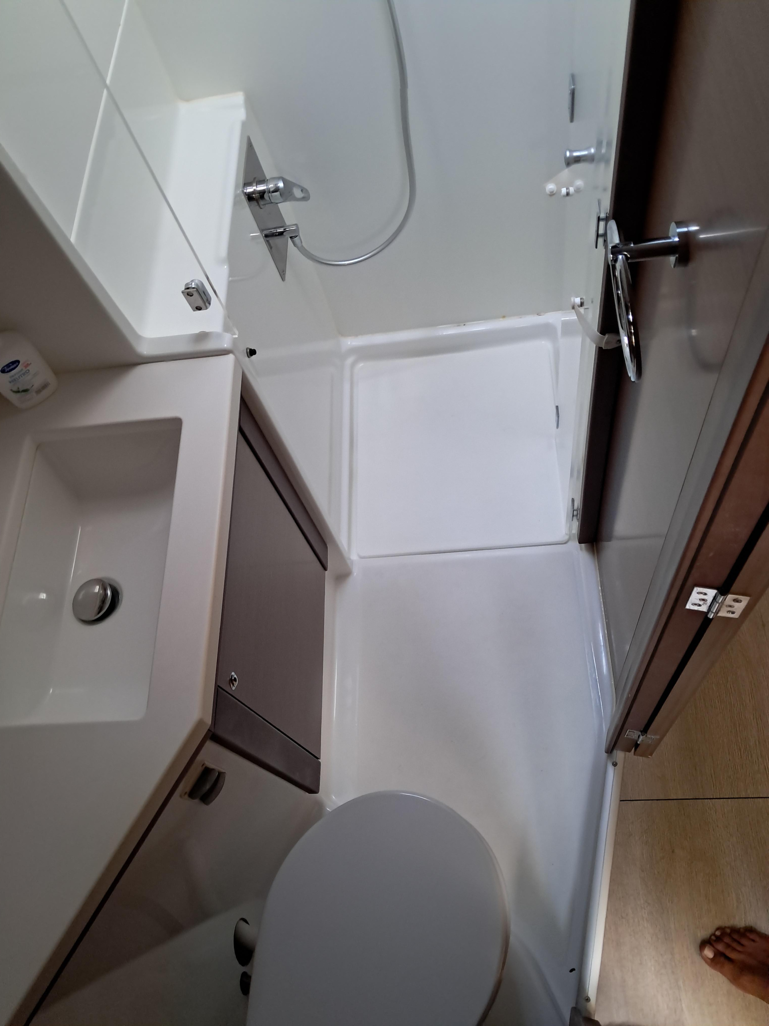 Lagoon 450 Flybridge — photo 2