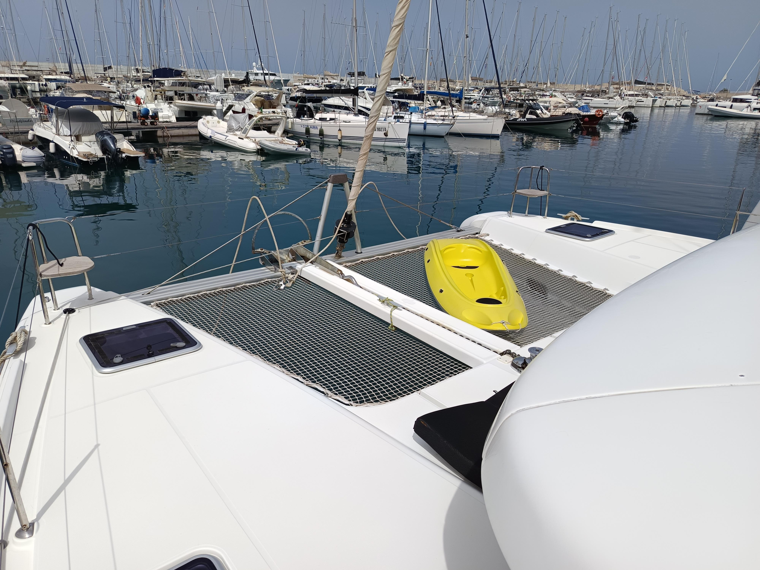 Lagoon 42 — photo 16