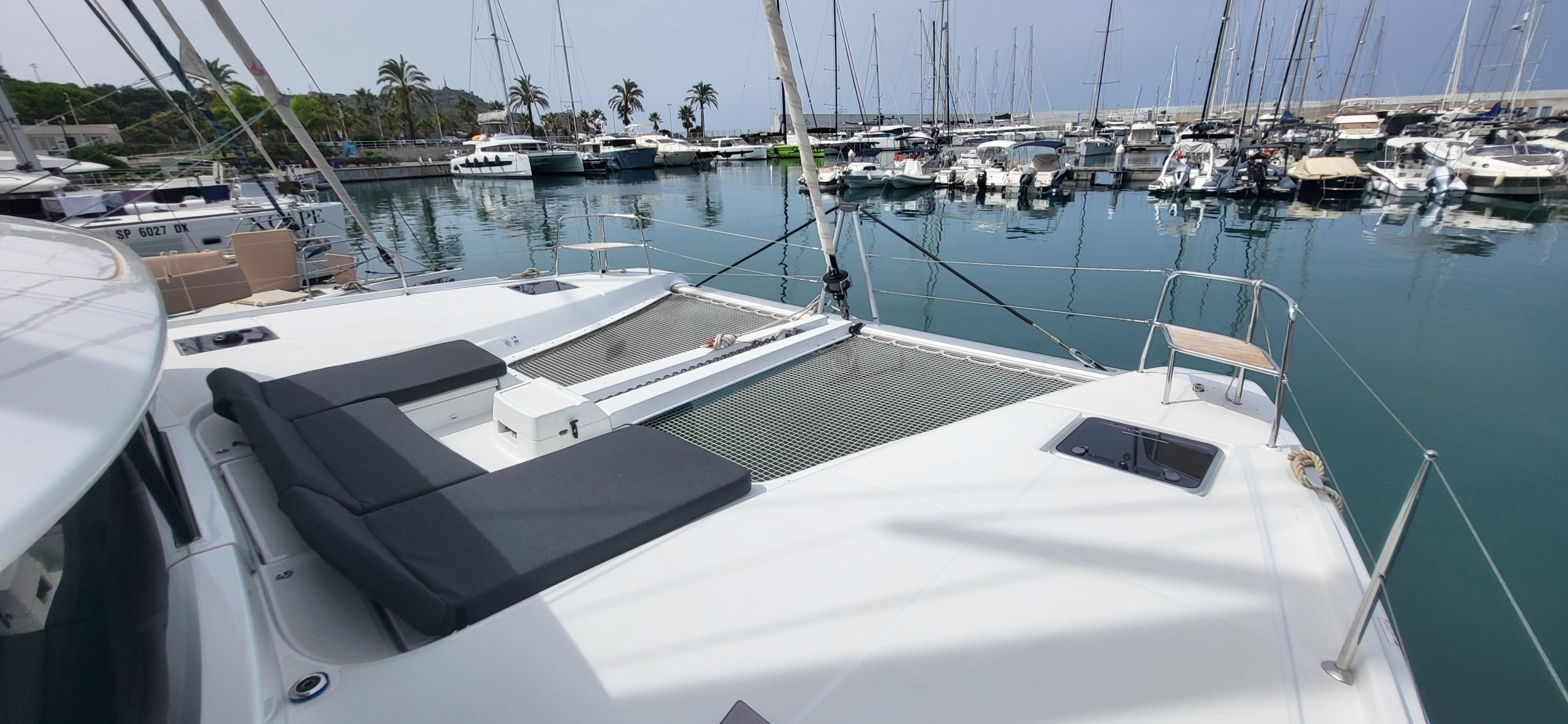 Lagoon 46 — photo 9