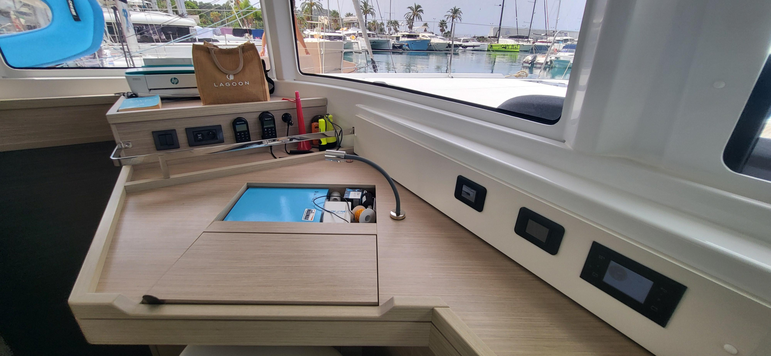 Lagoon 46 — photo 21