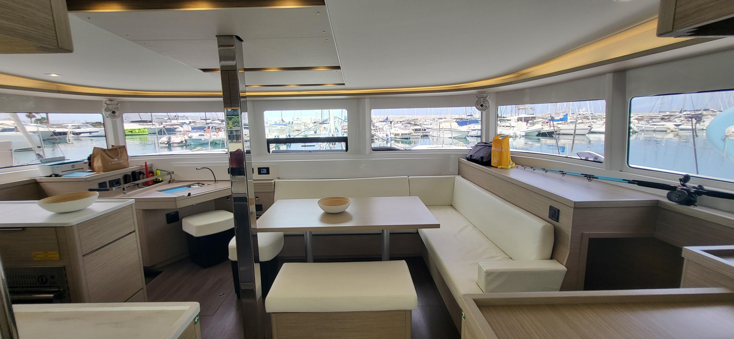 Lagoon 46 — photo 13