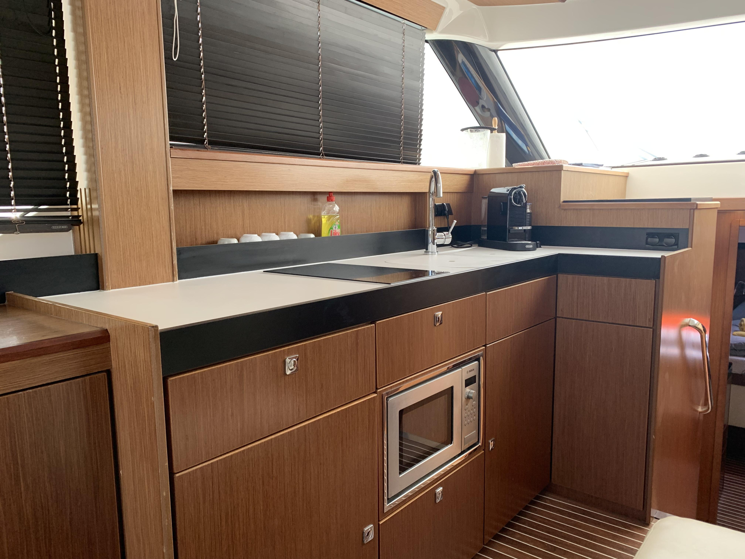 Bavaria Virtess 420 Fly — photo 21