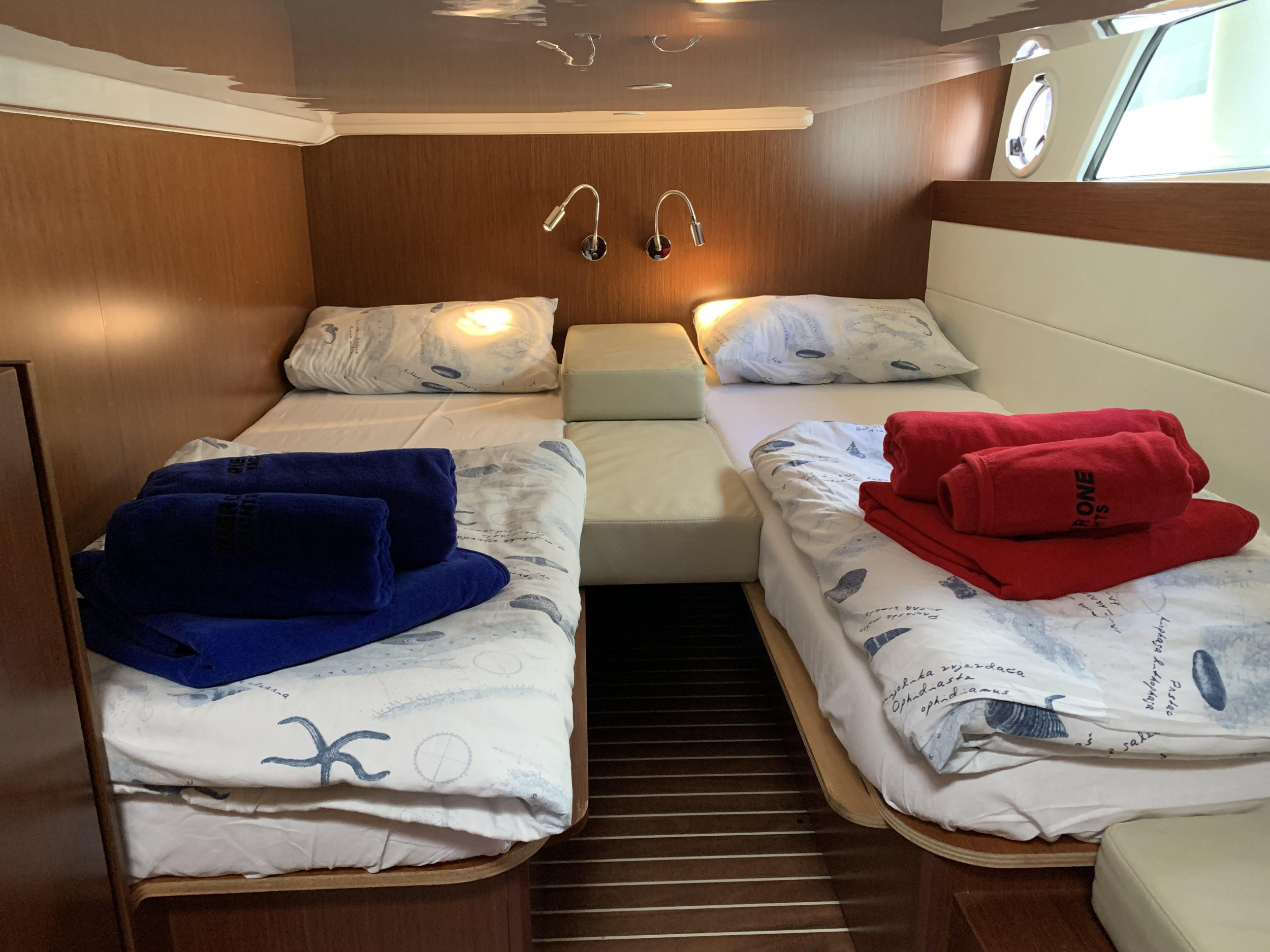 Bavaria Virtess 420 Fly — photo 14