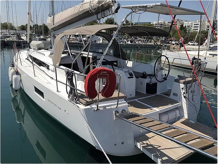 Sun Odyssey 440 (4 cab) — photo 1