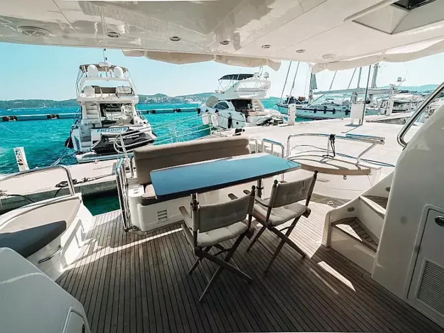 Elegance 60 Fly — photo 5