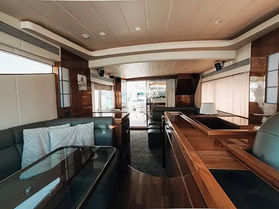Elegance 60 Fly — photo 20