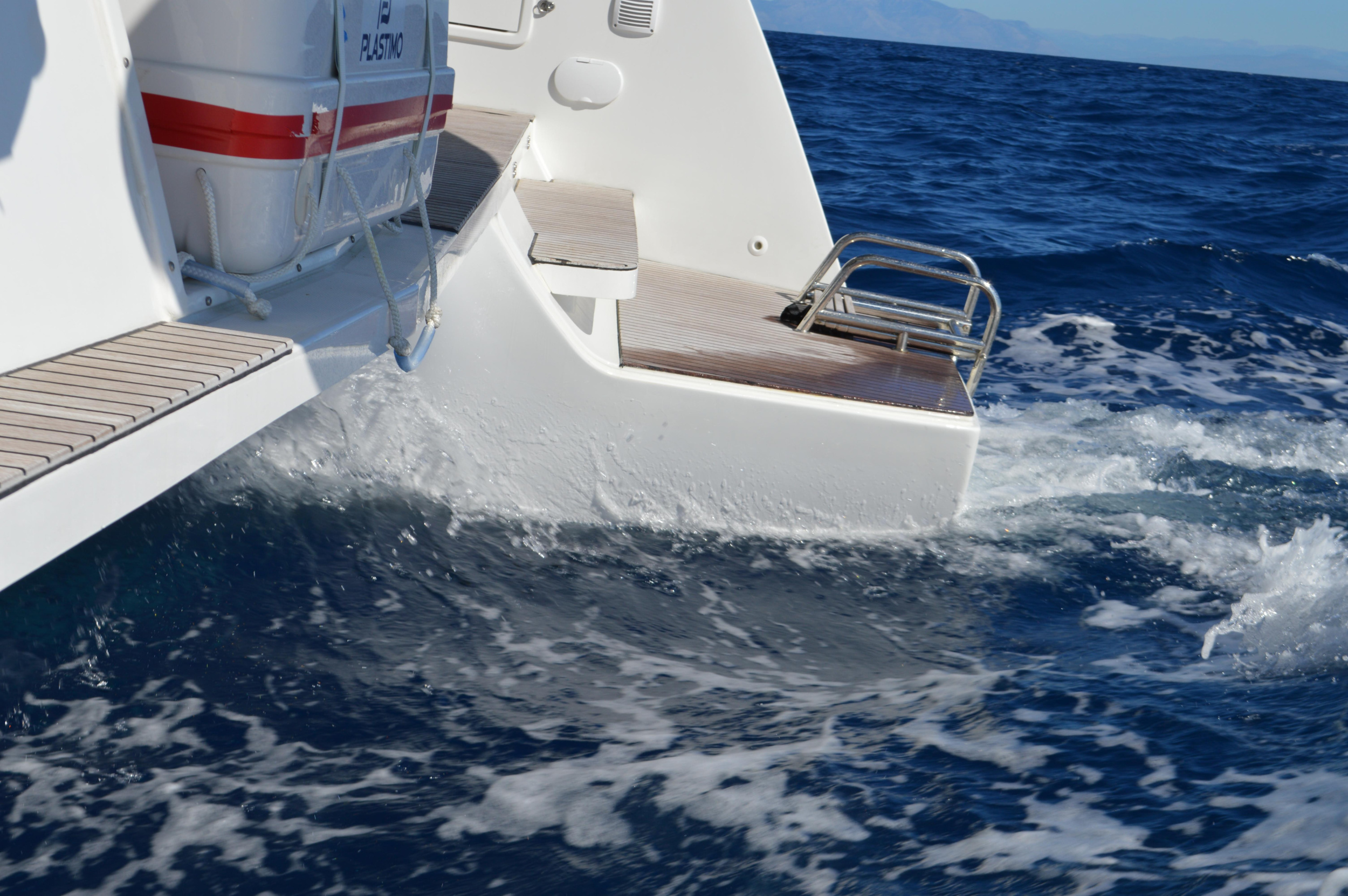 Lagoon 42 — photo 16