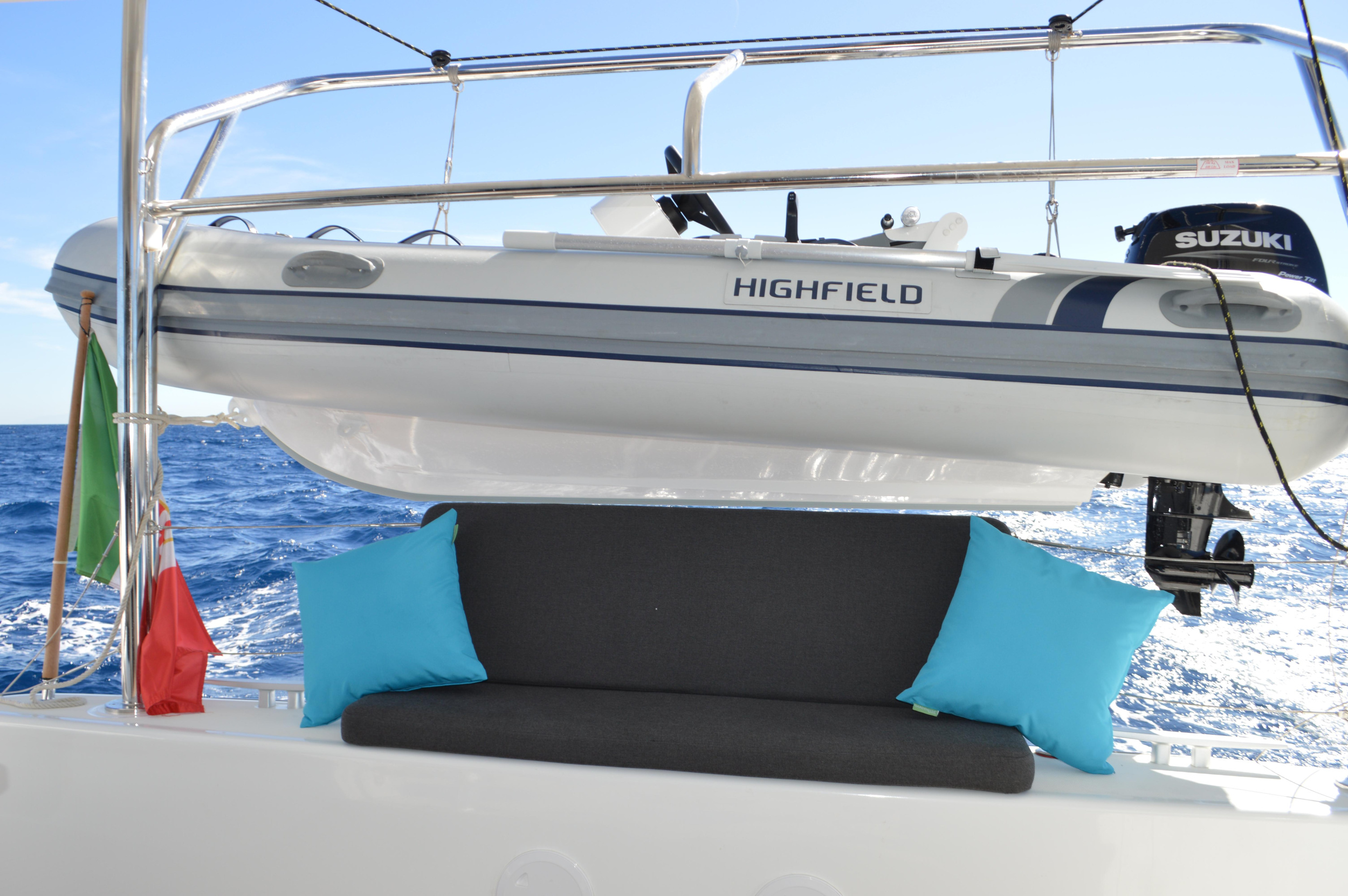 Lagoon 42 — photo 20