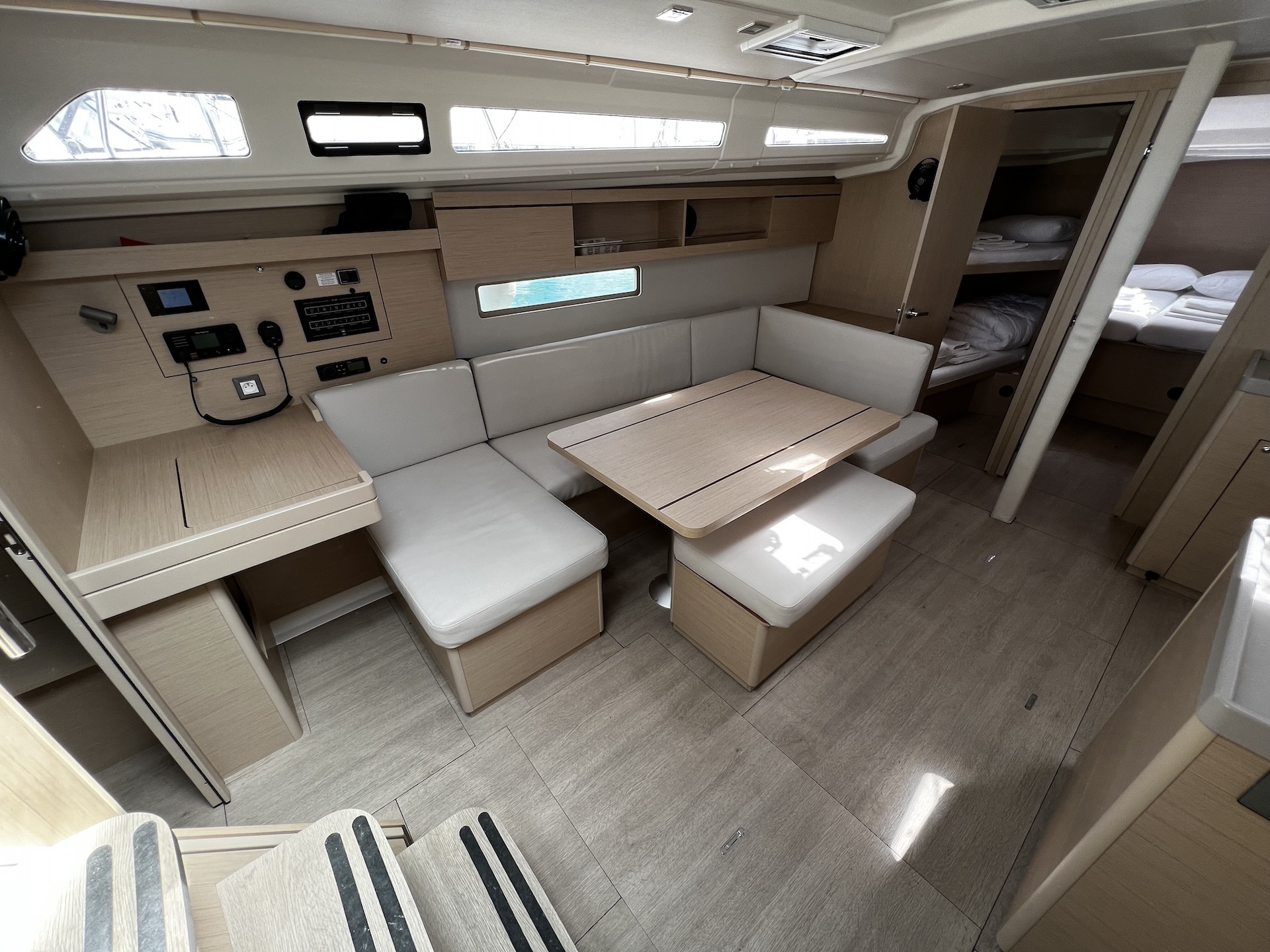 Oceanis 40.1 — photo 2