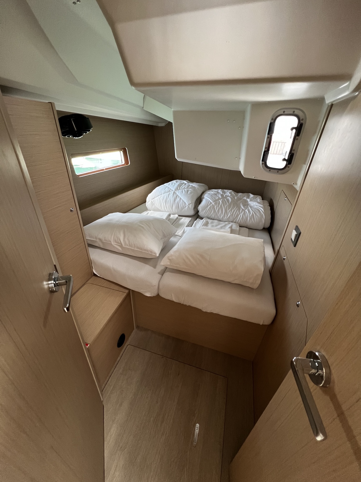 Oceanis 40.1 — photo 8