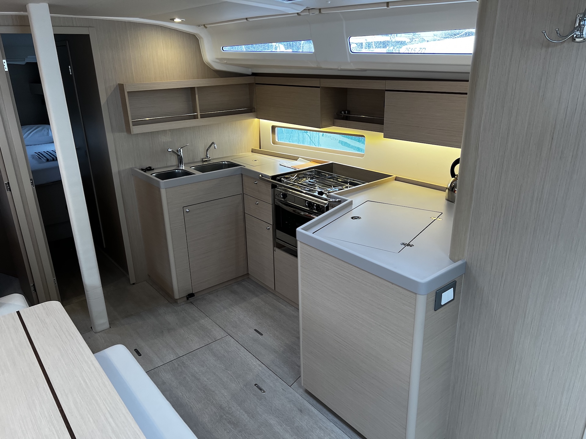 Oceanis 40.1 — photo 7