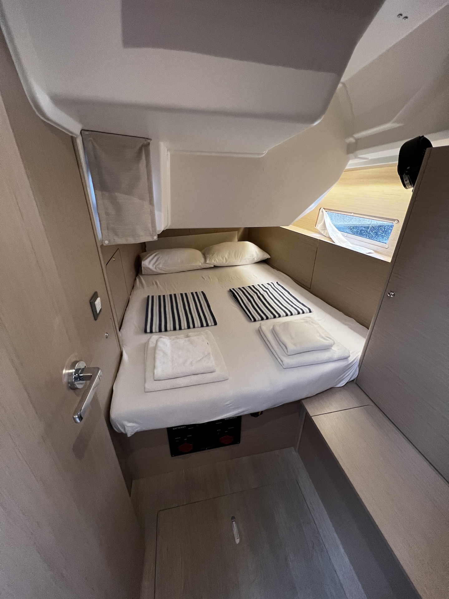 Oceanis 40.1 — photo 11