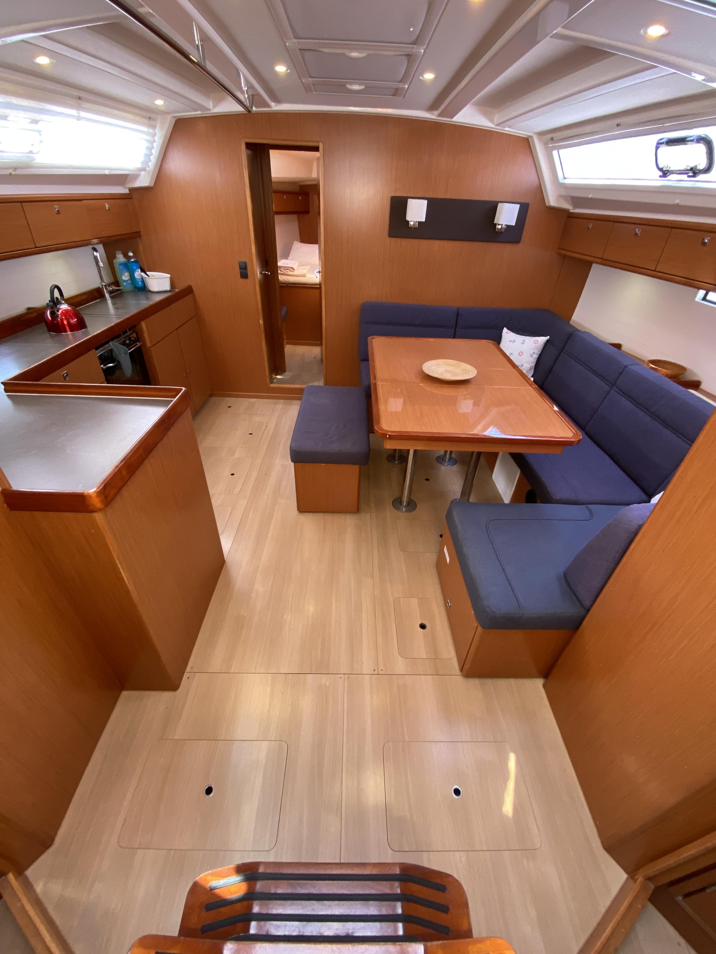 Bavaria 46 Cruiser — photo 8