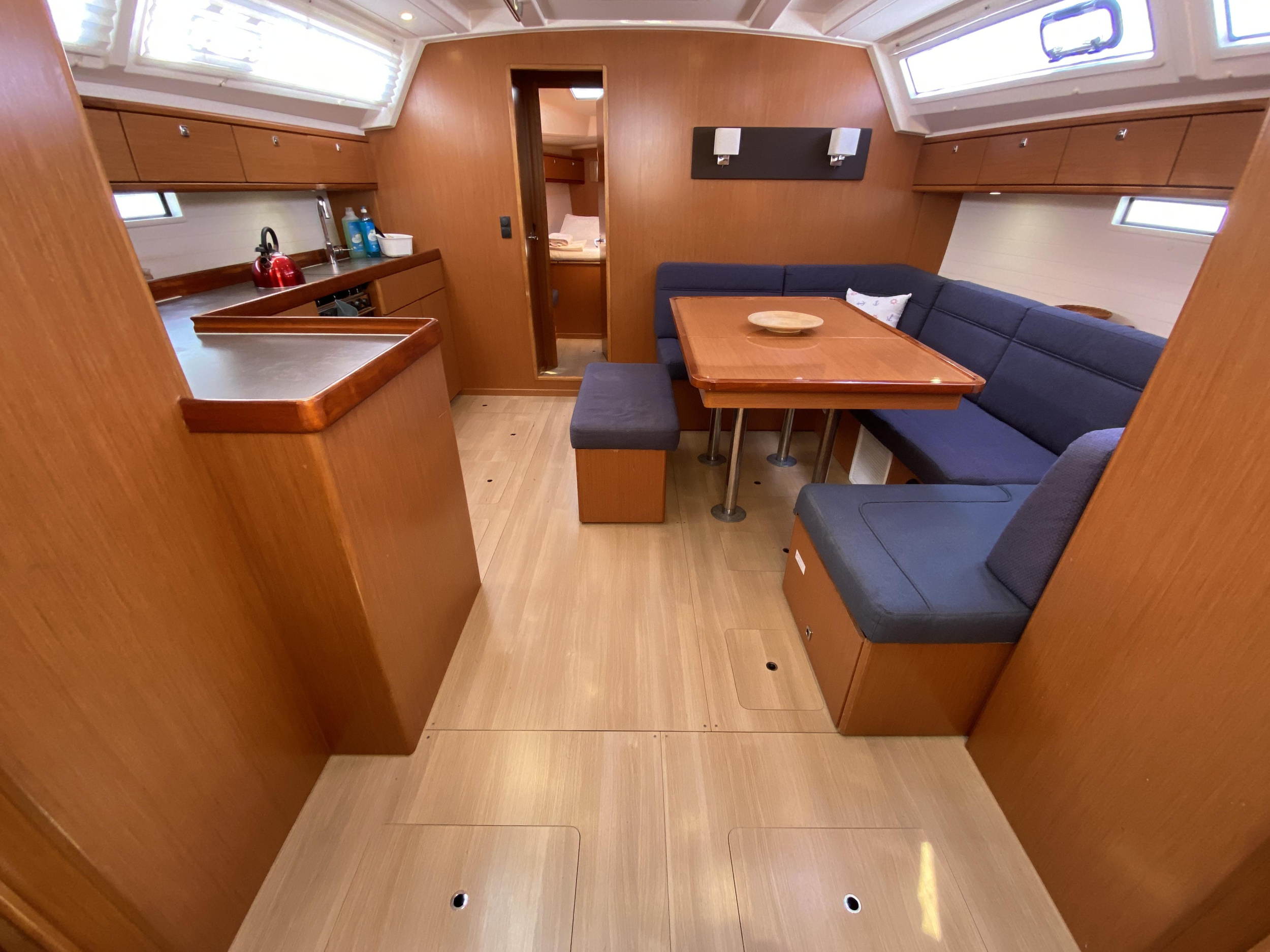 Bavaria 46 Cruiser — photo 7