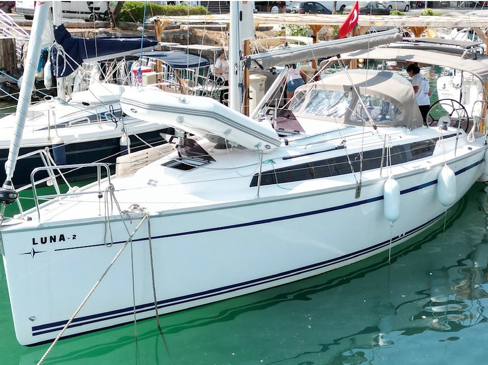 Bavaria 34 Cruiser — photo 1