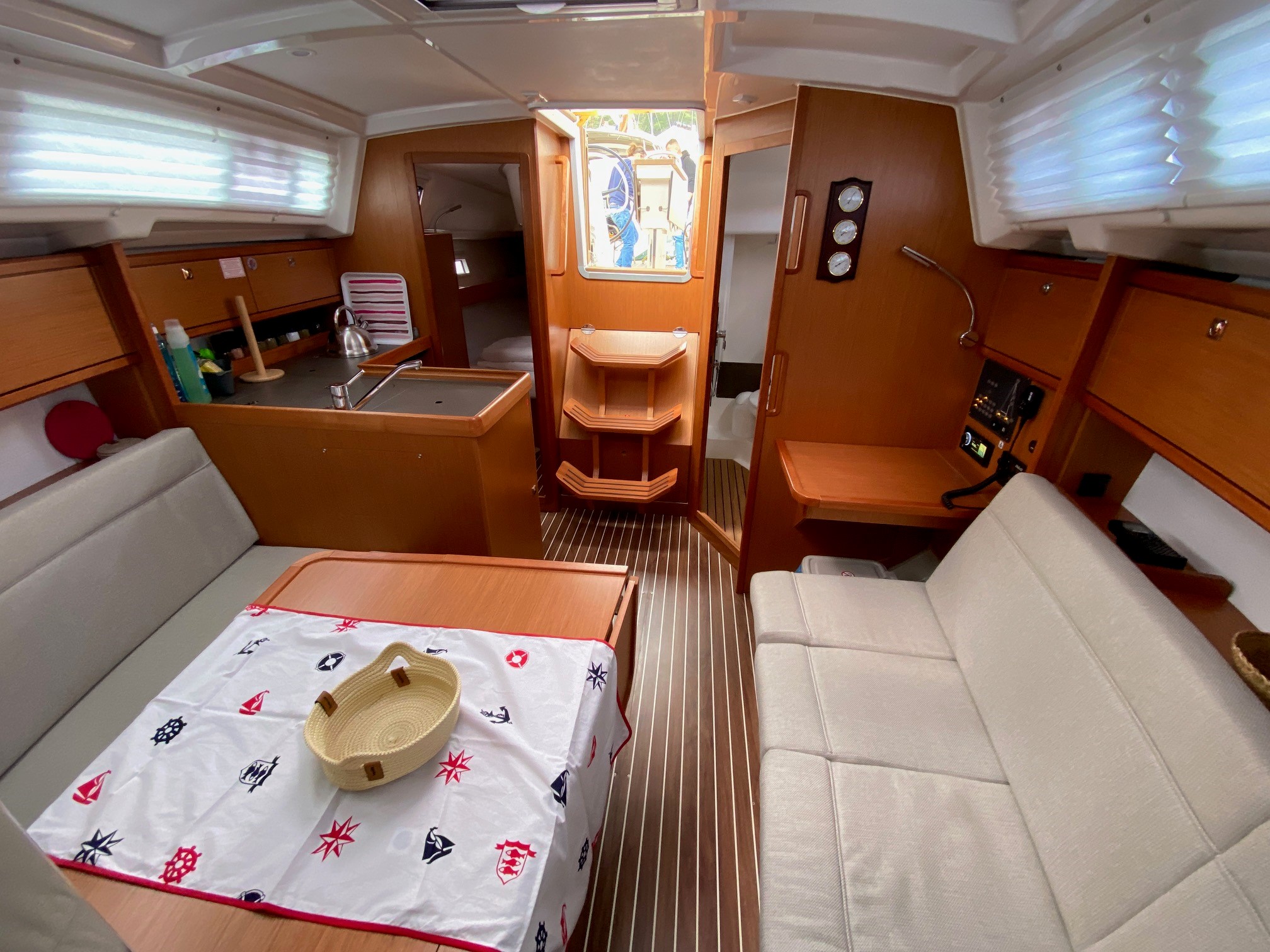 Bavaria 34 Cruiser — photo 10