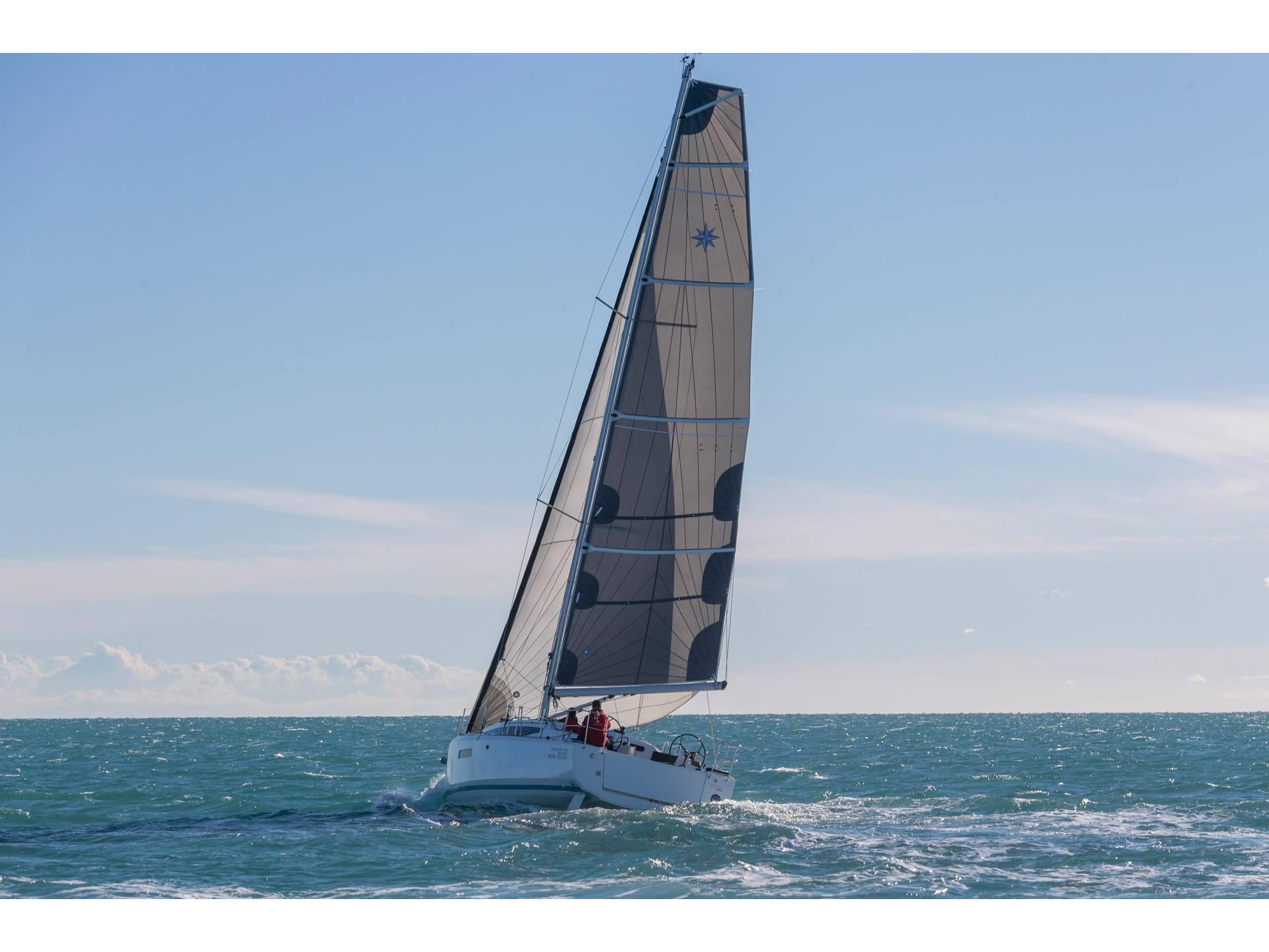 Sun Odyssey 380 — photo 1