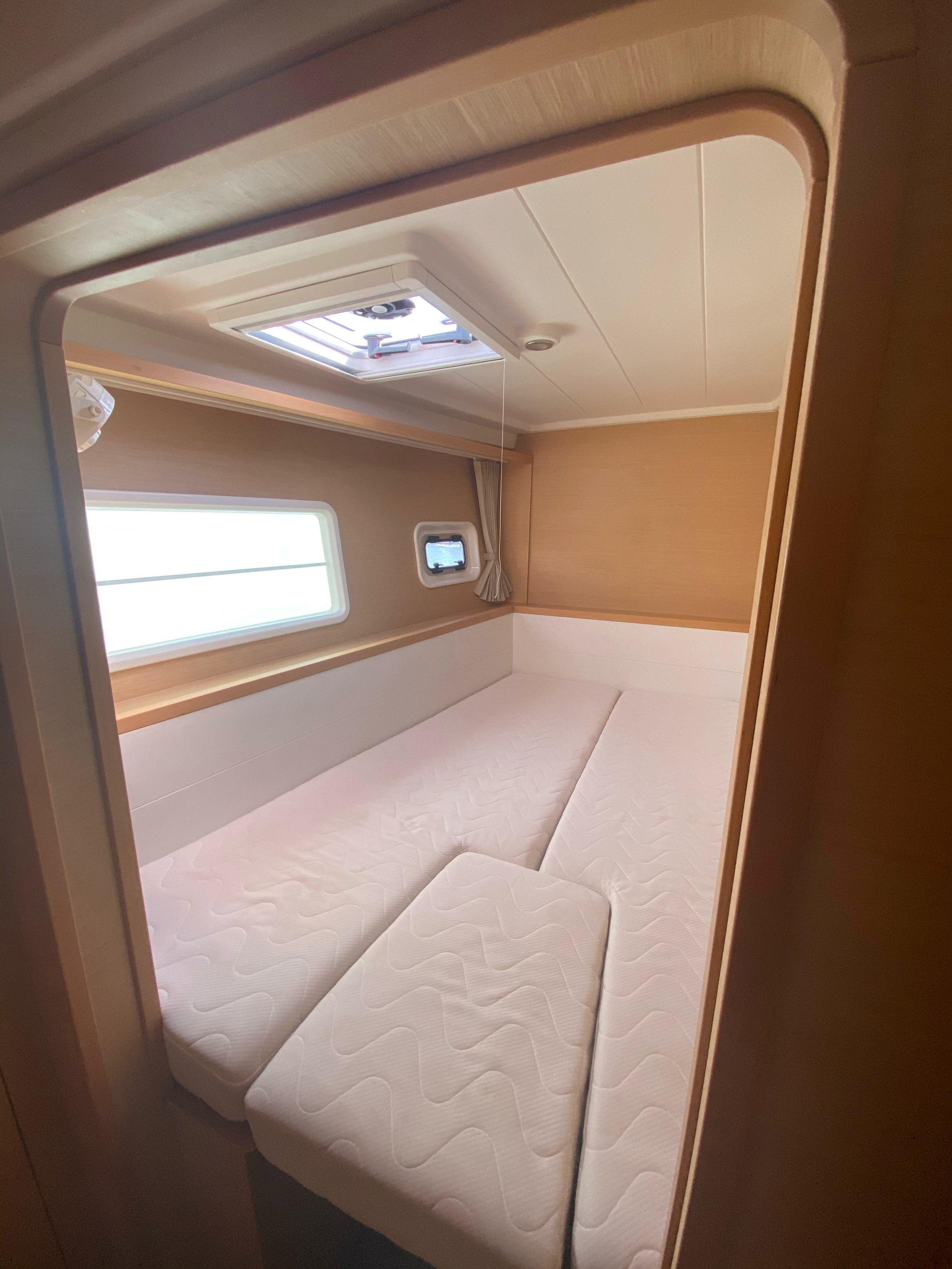 Lagoon 400 S2 — photo 6