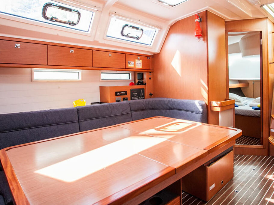 Bavaria Cruiser 46 — photo 9