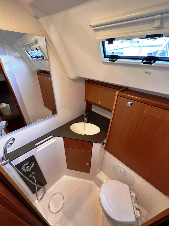 Bavaria Cruiser 46 — photo 7