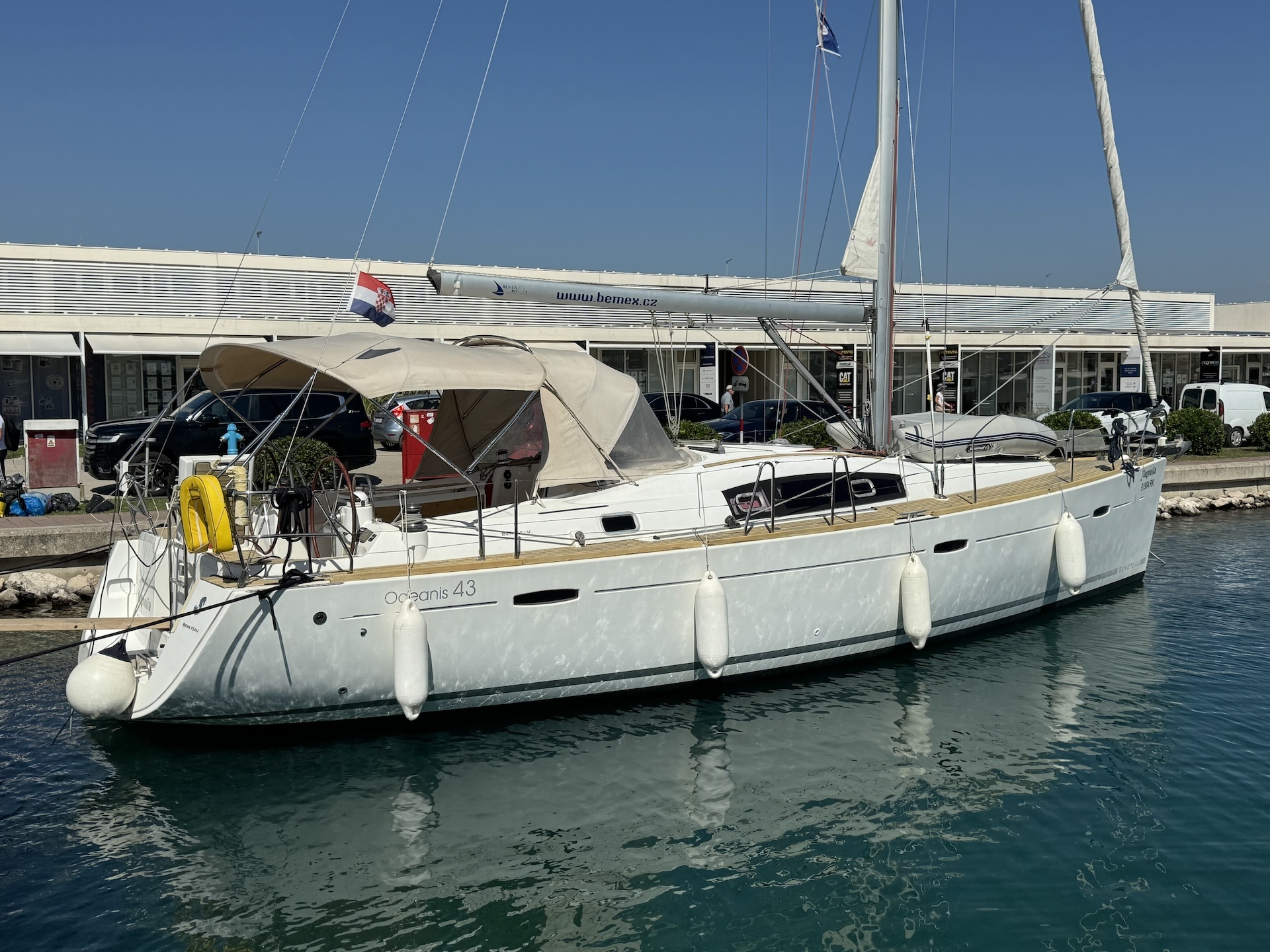 Oceanis 43 — photo 15