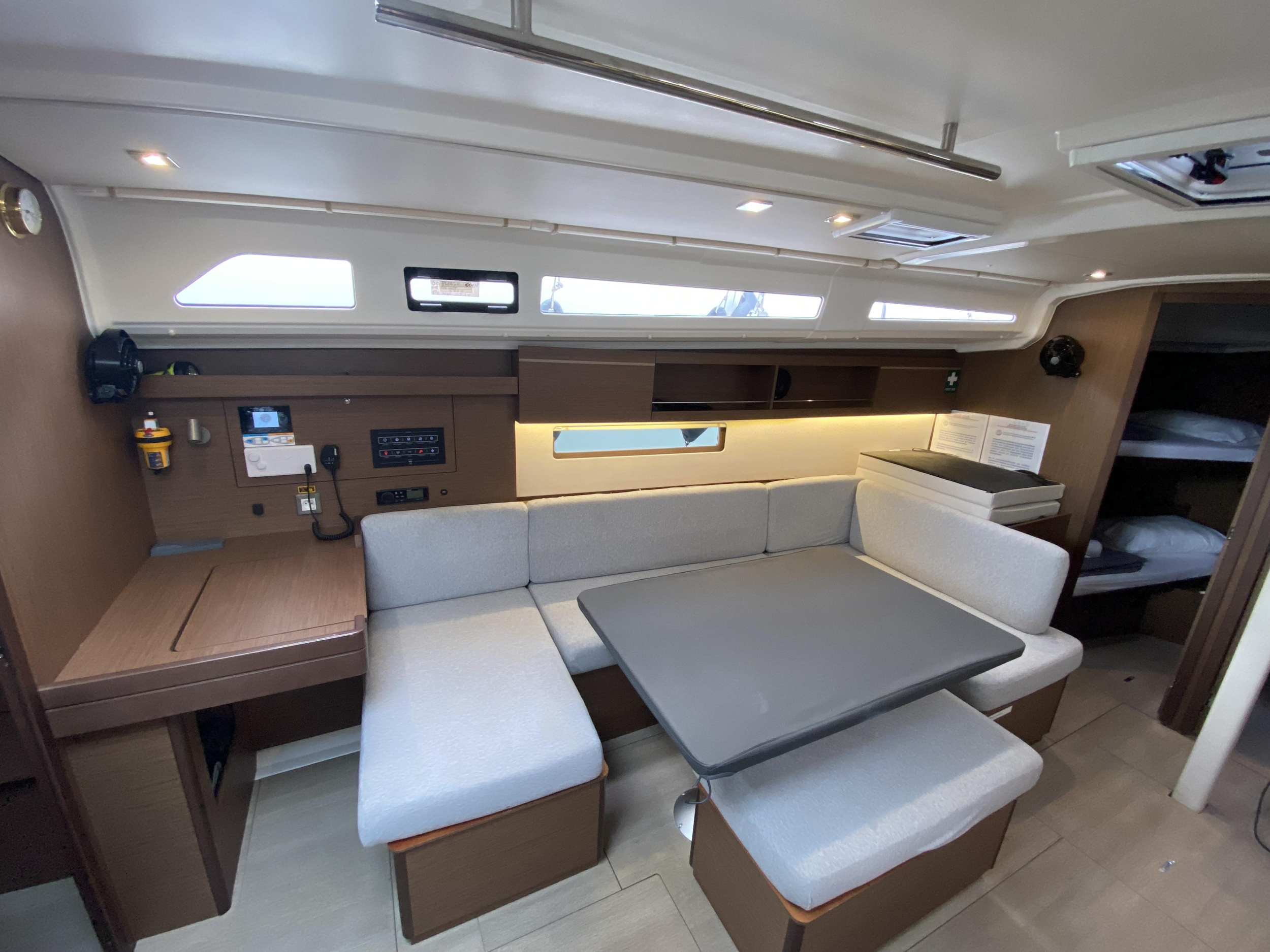 Oceanis 40.1 — photo 5