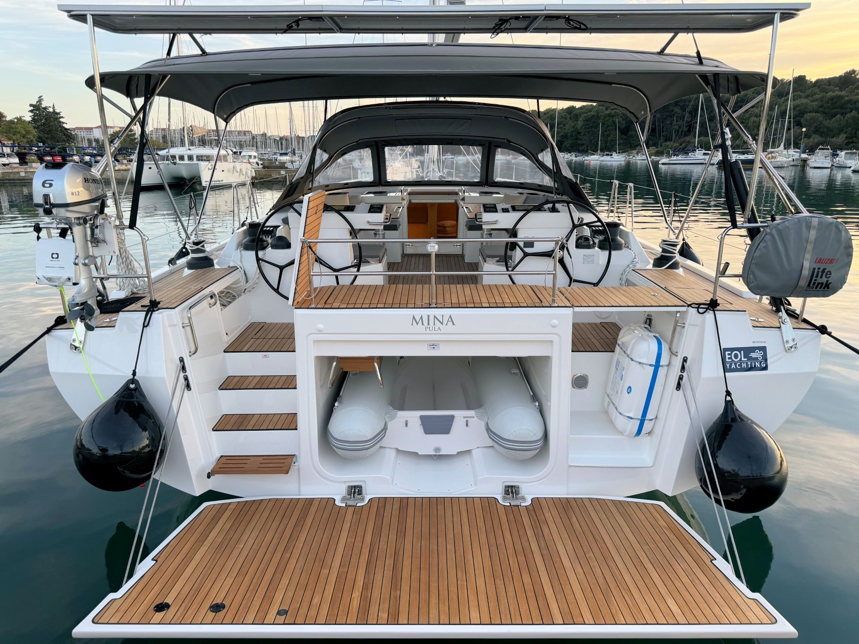 Bavaria C57 Style — photo 12