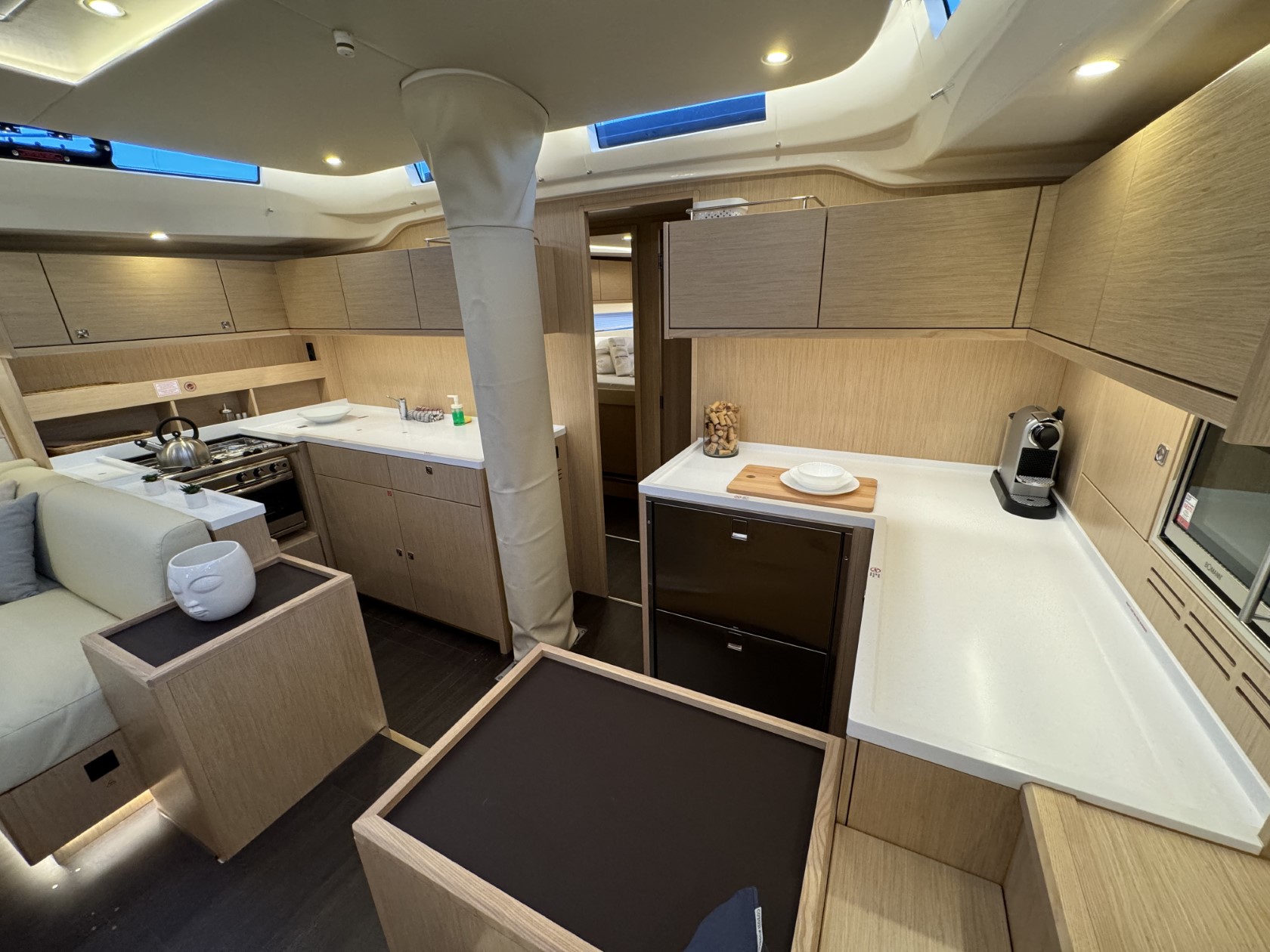 Bavaria C57 Style — photo 36