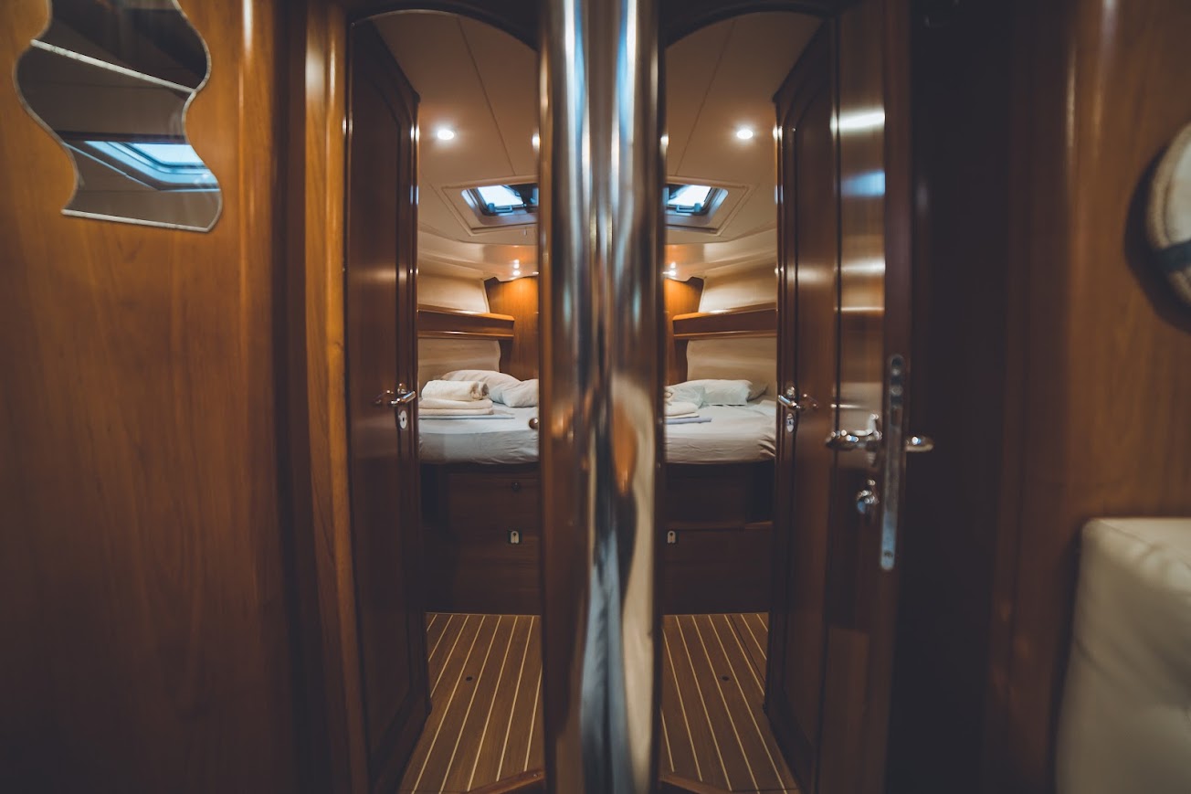 Sun Odyssey 49i — photo 3