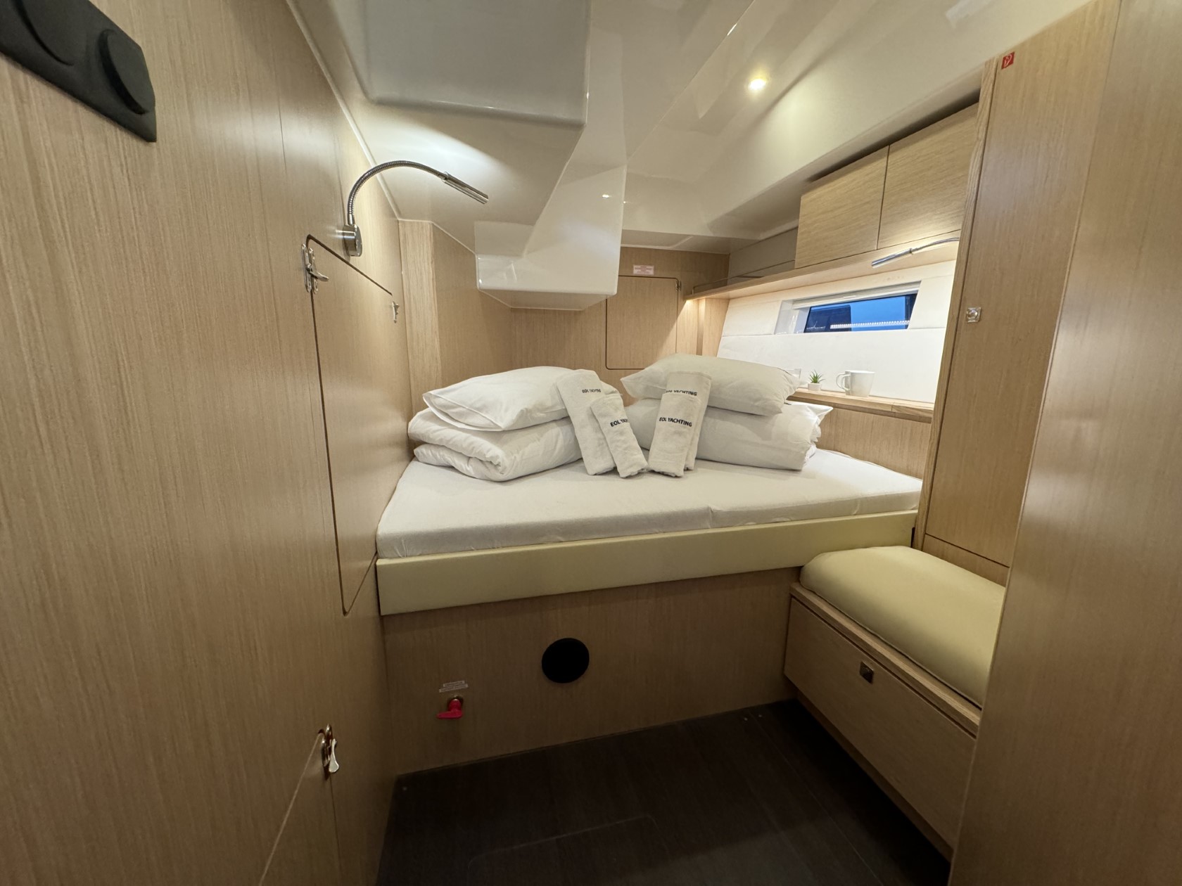 Bavaria C57 Style — photo 9