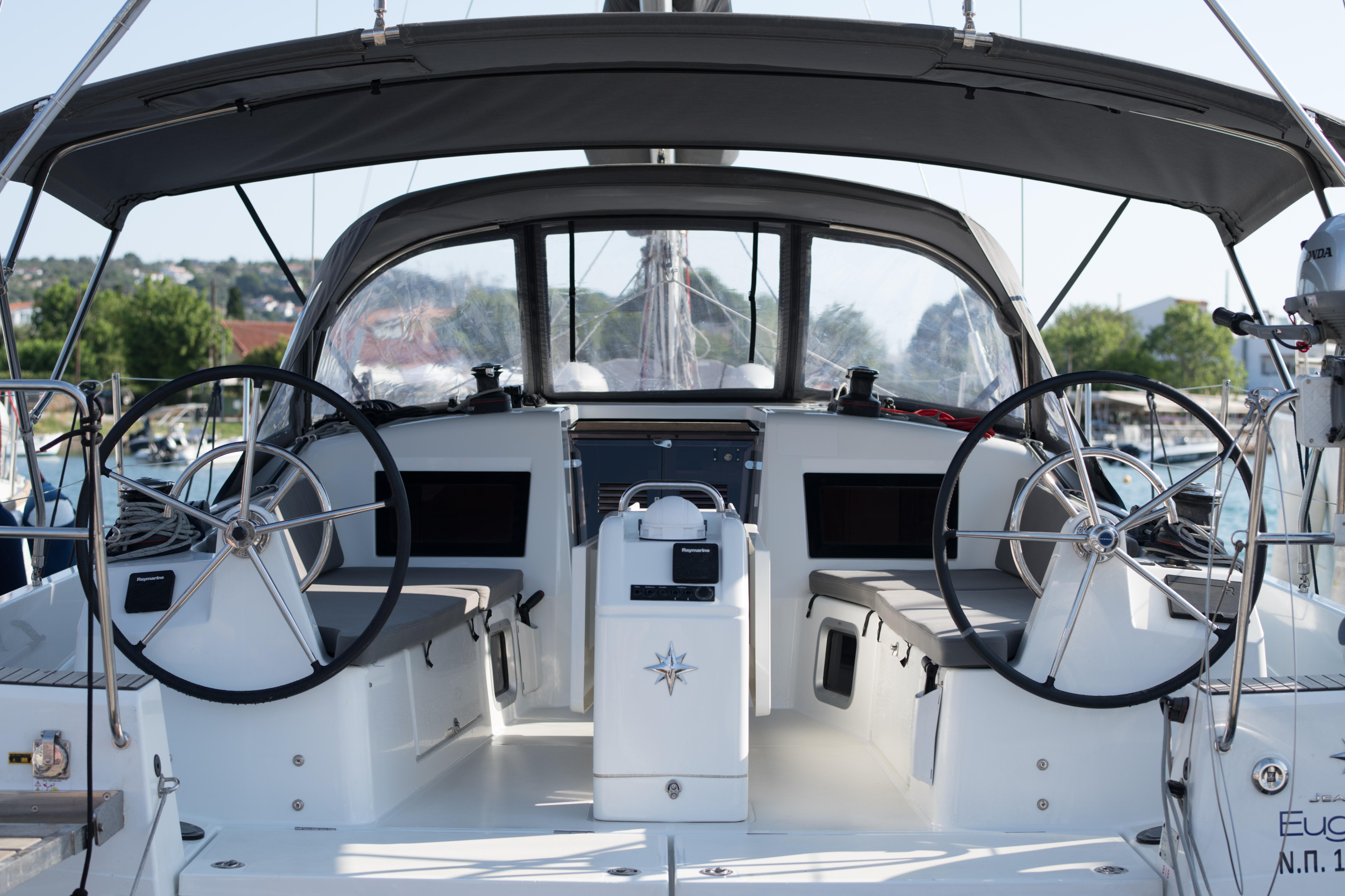 Sun Odyssey 41 — photo 10