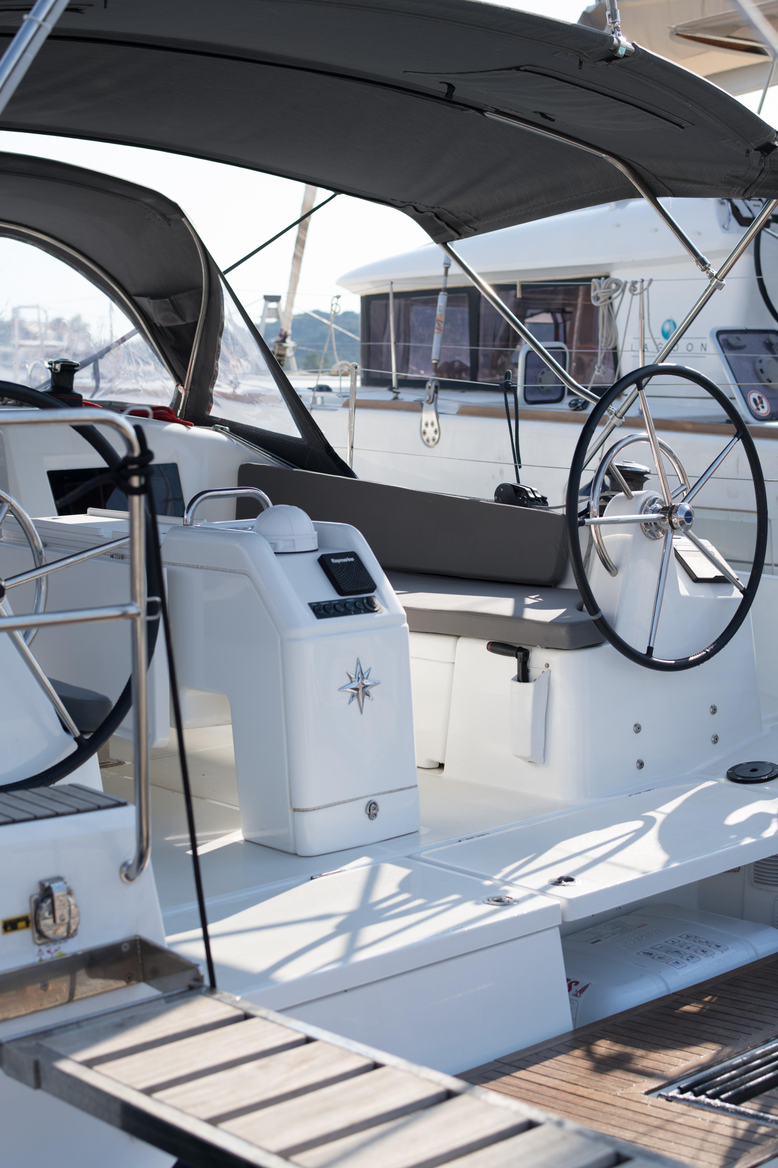 Sun Odyssey 41 — photo 4