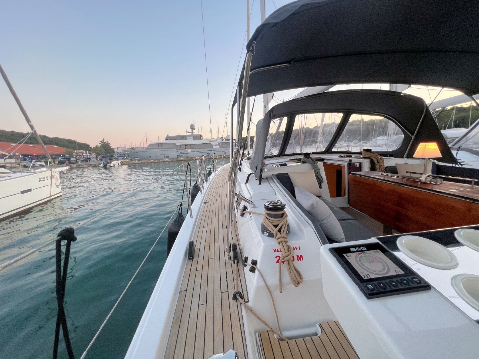 Dufour 470 Grand Large — photo 14