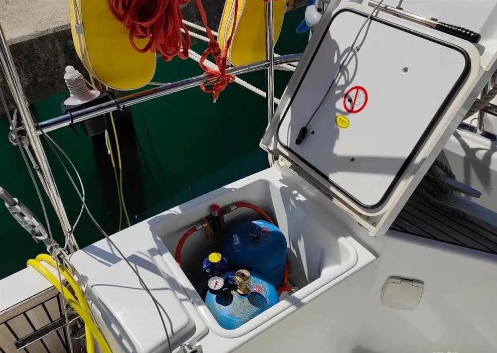 Sun Odyssey 440 (4 cab) — photo 24