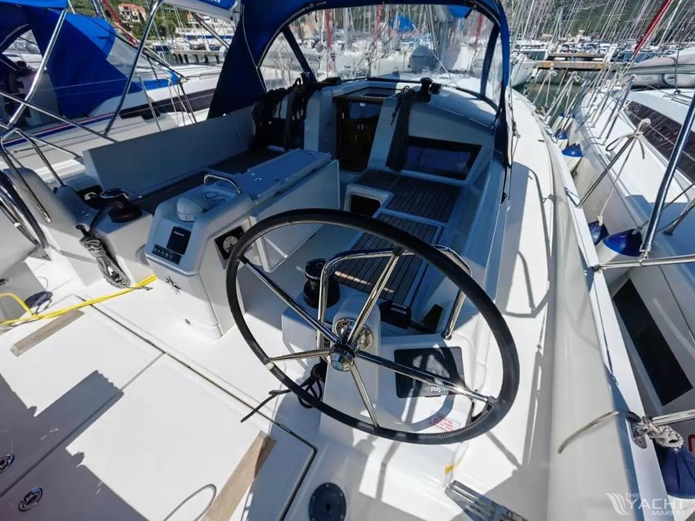 Sun Odyssey 440 (4 cab) — photo 11