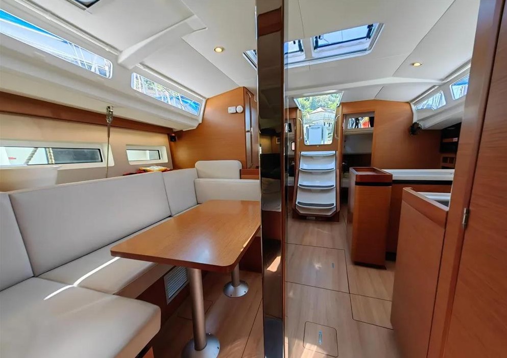 Sun Odyssey 440 (4 cab) — photo 16
