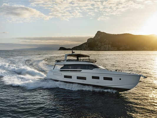 Azimut 82 Fly — photo 1
