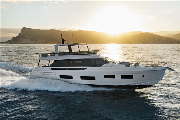 Azimut 82 Fly — photo 2