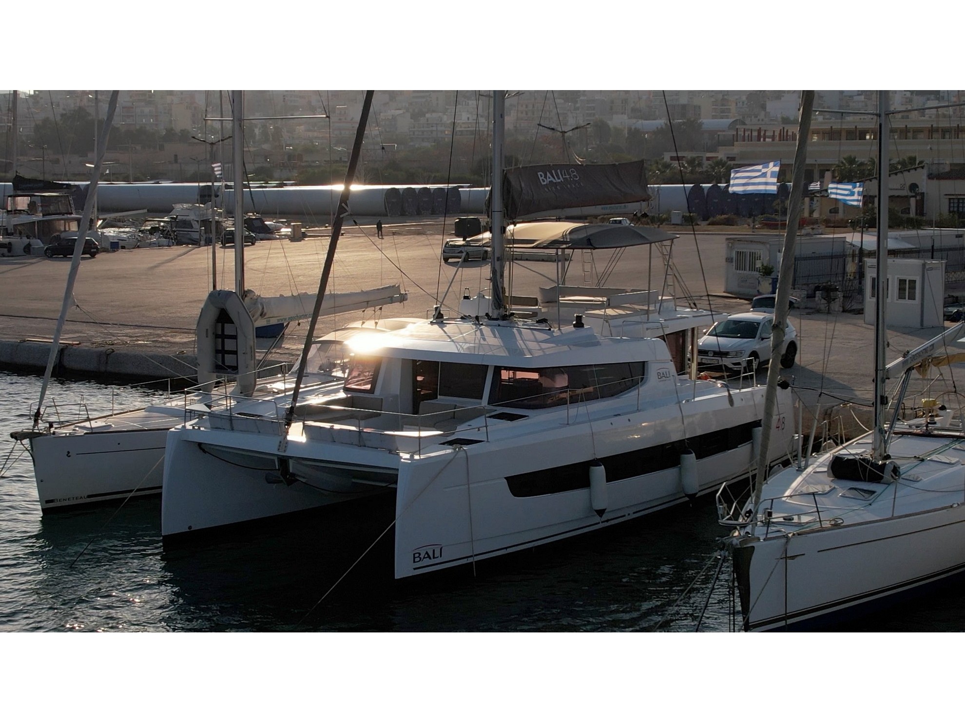 Bali 4.8 (5+2 cab) — photo 1