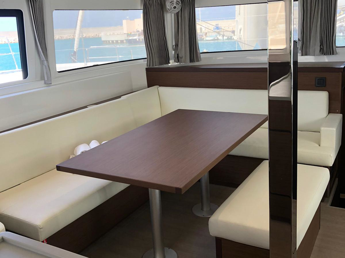 Lagoon 46 — photo 25