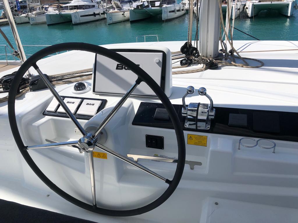 Lagoon 46 — photo 7