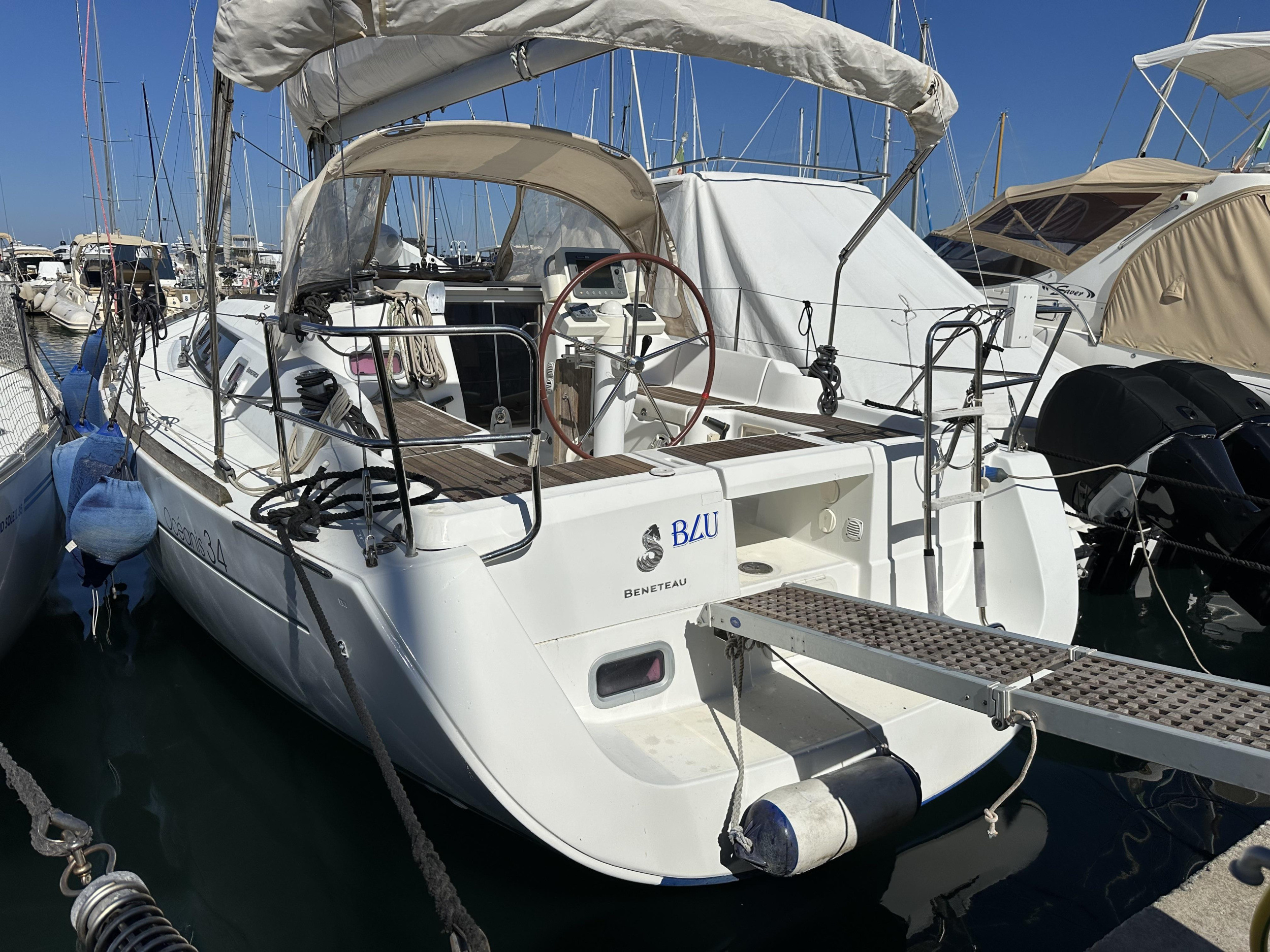 Oceanis 34 — photo 21