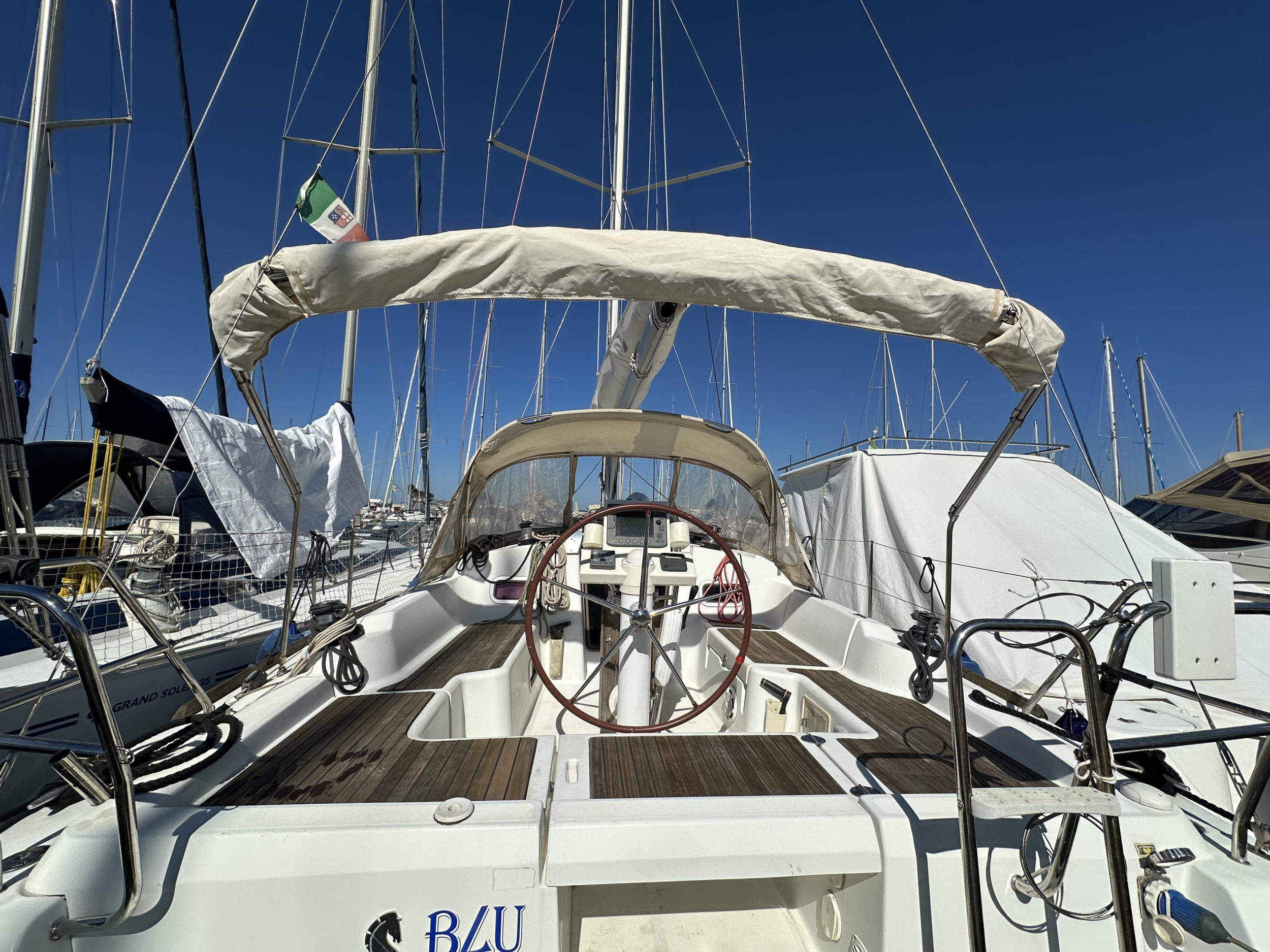 Oceanis 34 — photo 27