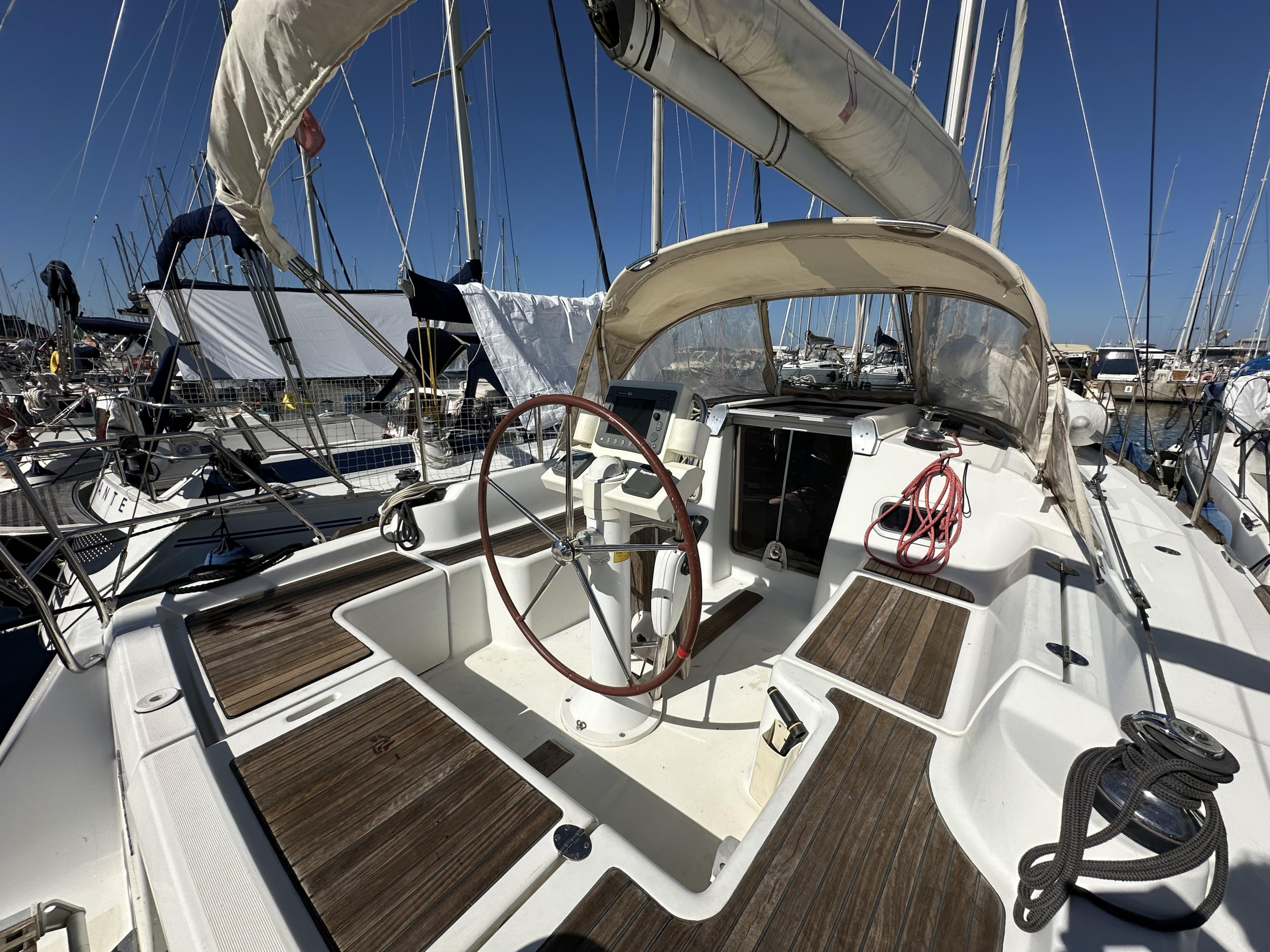 Oceanis 34 — photo 8